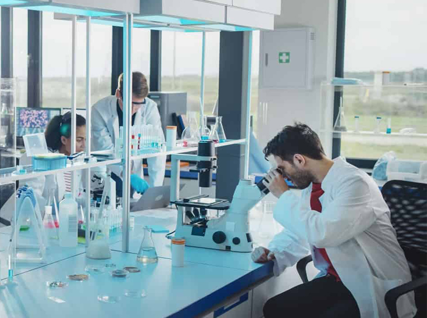 آزمایشگاه دنیای ایمن آریا